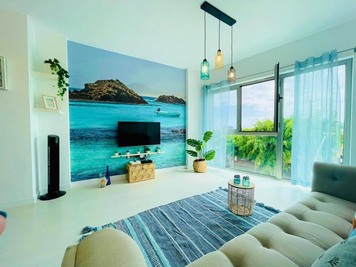 Sea View Apartamento *